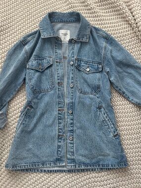 Abercrombie & Fitch Oversized Denim Shacket